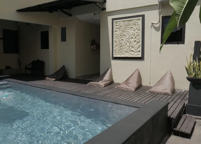 Suardana Inn's 3* Kuta Lombok