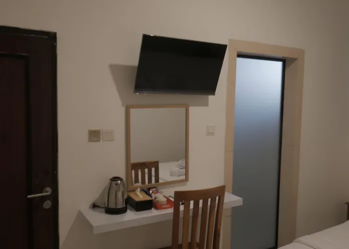 Hotel Suardana Inn's