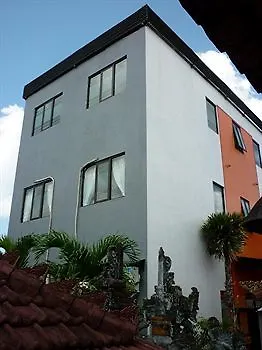 Suardana Inn's Hotel 3*